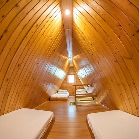 Alojamento de Turismo Selvagem Nad Stara Rega *