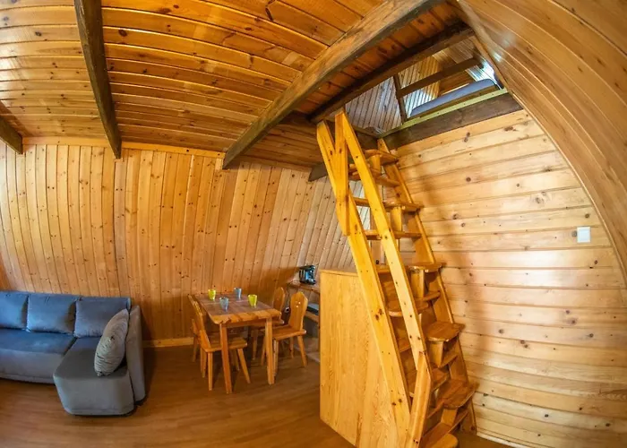 Nad Stara Rega 롯지 *